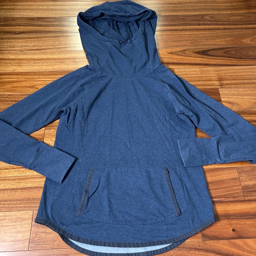 Athleta sentry Hoodie Sweatshirt Women's‎ Medium Blue Pullover Activewear